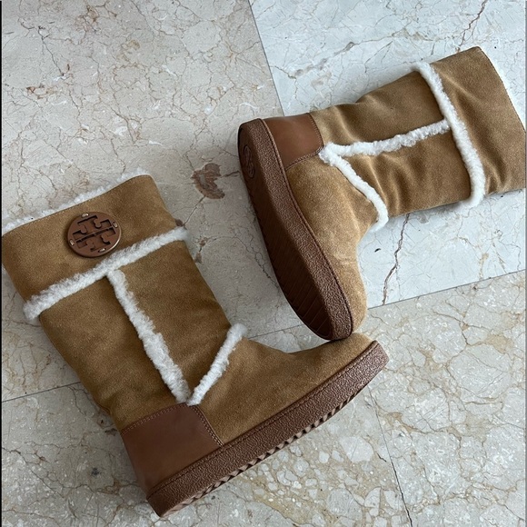 Tory Burch Amelie Sherling Boots - Picture 6 of 16